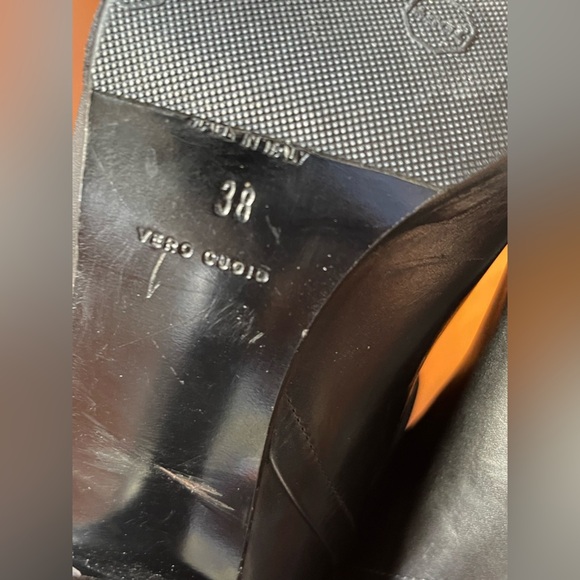 Vero Cuoio Black Ankle Boots - Picture 8 of 11